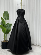 فستان مطرز بالخرز