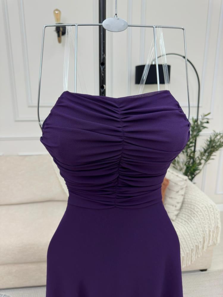 فستان من الشيفون الجورجيت الناعم