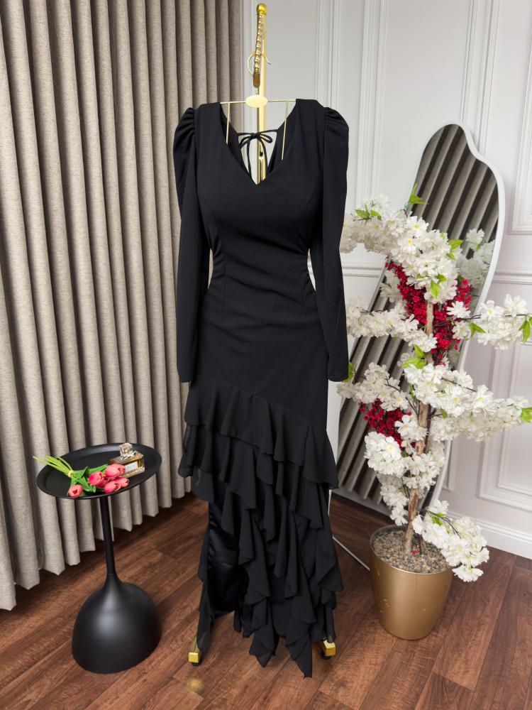 فستان من الكريب جورجيت متعدد الطبقات