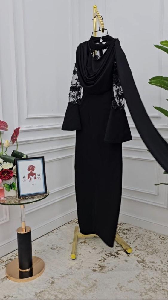 فستان باربي + كم سعره