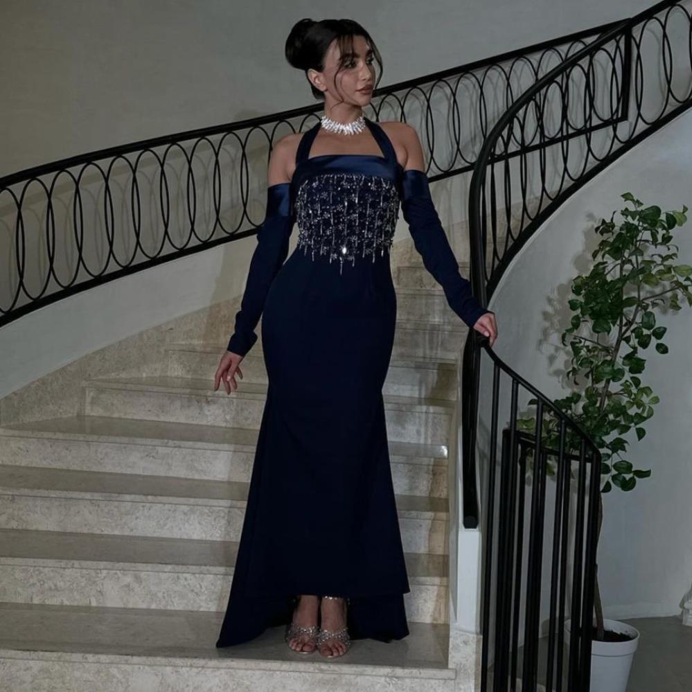 فستان باربي المطرز