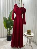 فستان من الكريب والشيفون