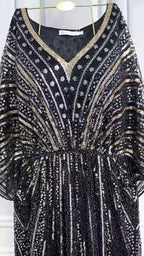 فستان ناعم مرصع بالترتر